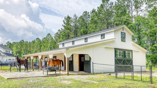 What are the Advantages of Modular Horse Barns?