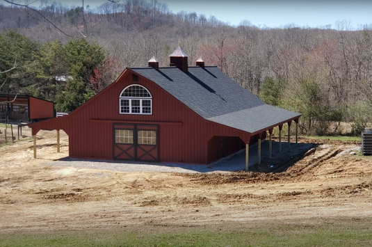 High Profile Center Aisle Horse Barn