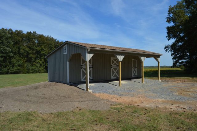 Load image into Gallery viewer, Shed-Row Horse Barn
