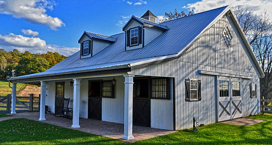 High Profile Center Aisle Horse Barn